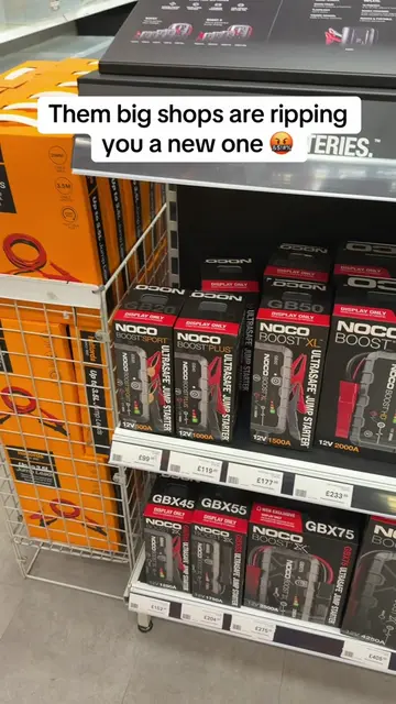 🚗🔋 Flat battery? The TOPDON JS3000 packs 3000A of jump-starting power, suitabl